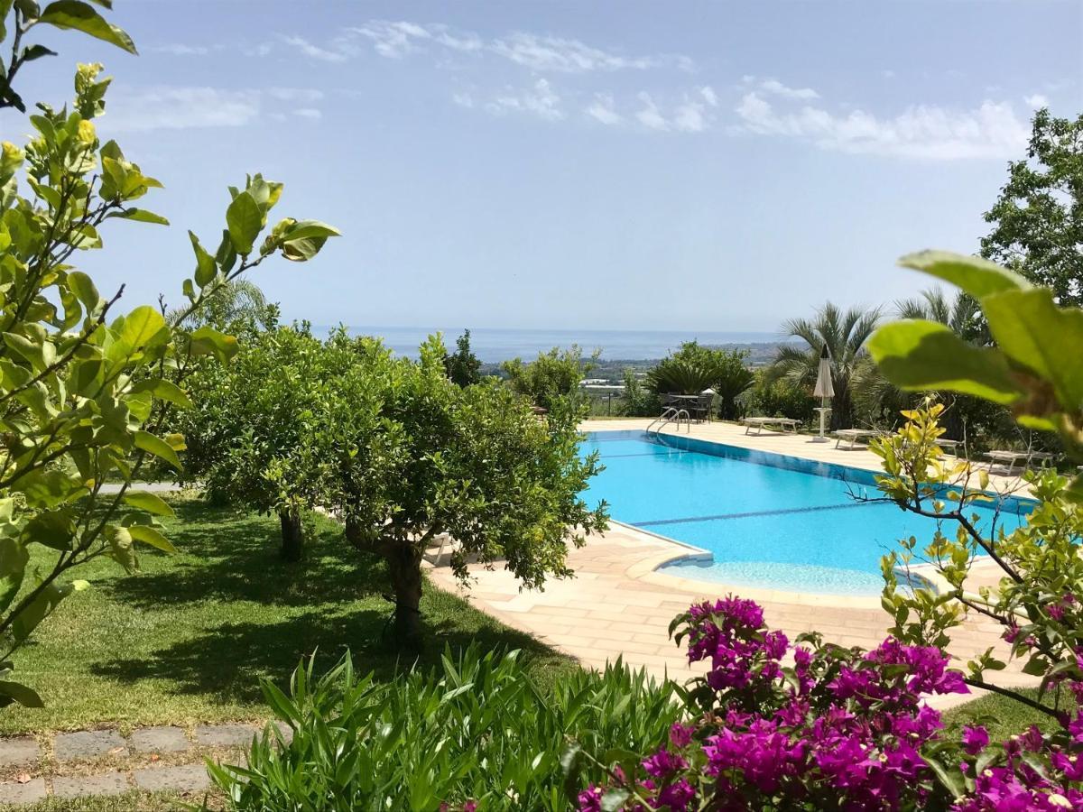 Tenuta Jacaranda Piedimonte Etneo Luaran gambar