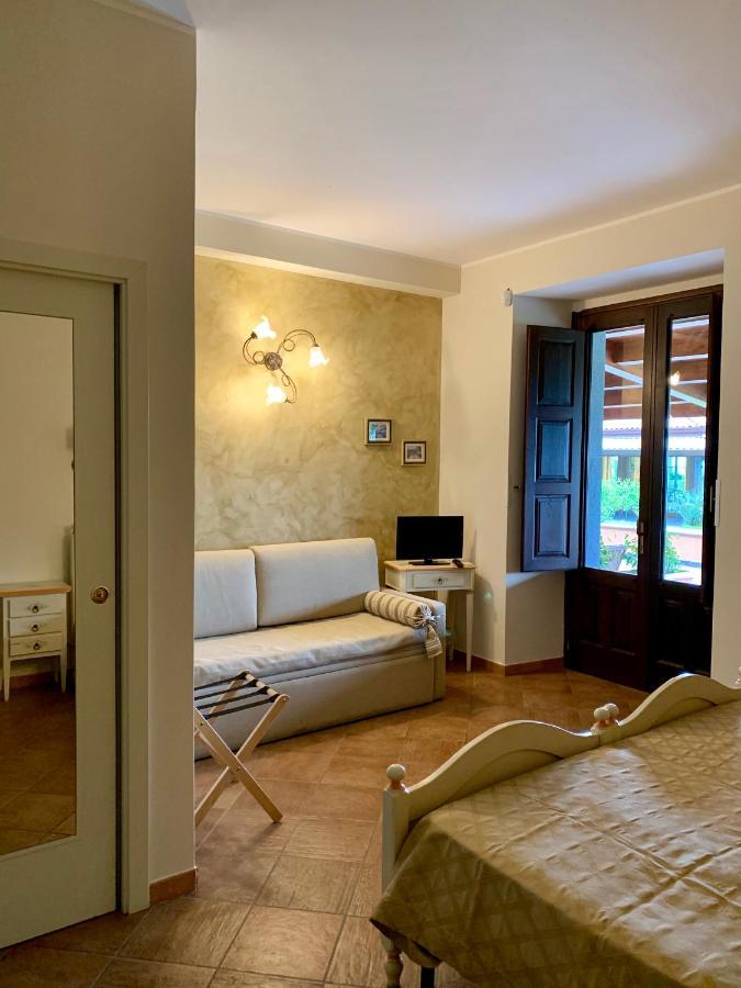 Tenuta Jacaranda Piedimonte Etneo Luaran gambar